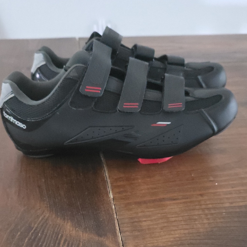 Tommaso Men's Black and Red Cycling Sneakers
